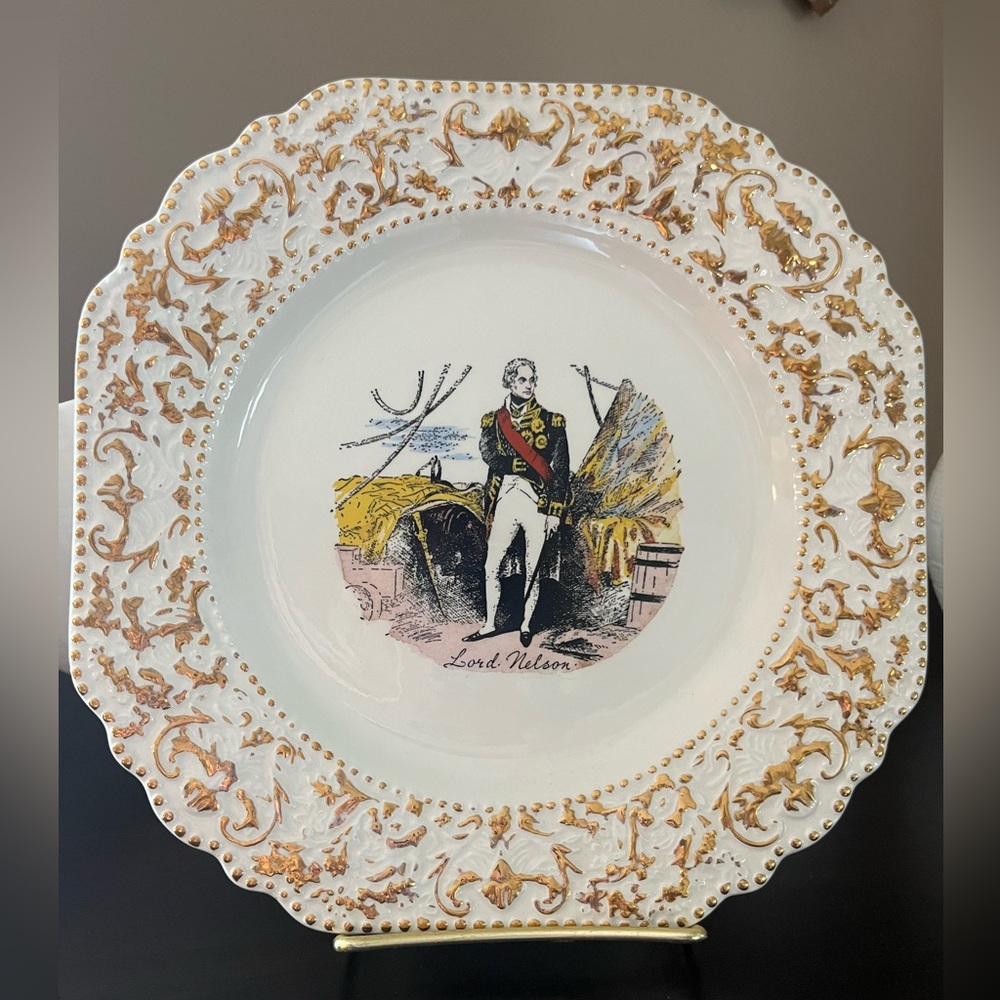 LORD NELSON RARE COMMEMORATIVE COLLECTORS PLATE